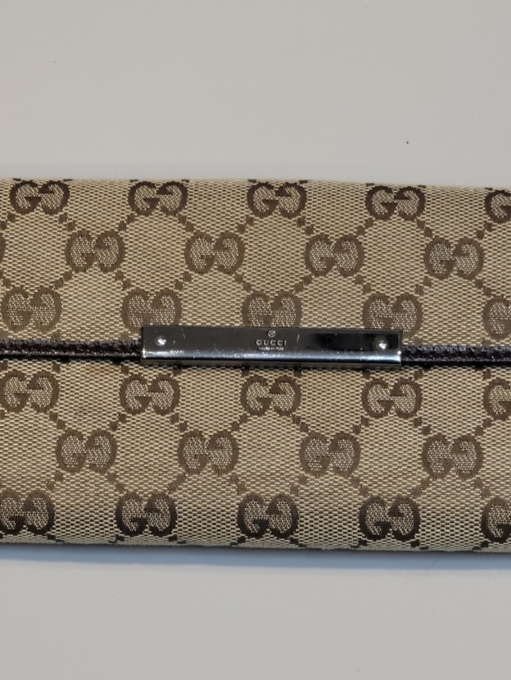 Gucci Brown Trifold Wallet - Picture 1 of 15